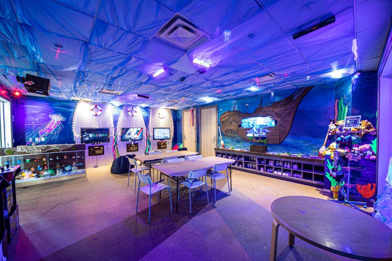 Brilliant Home Near Disney World With Foosball Table By Rentyl - 7707B Orlando Bagian luar foto